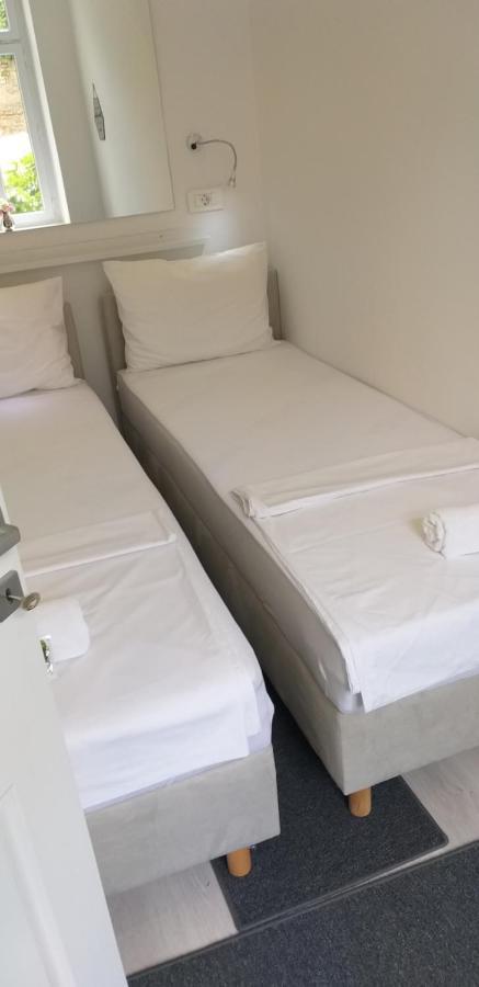 Luxurios And Historic Apartment "Shine" - Right On The Main Square 자그레브 외부 사진