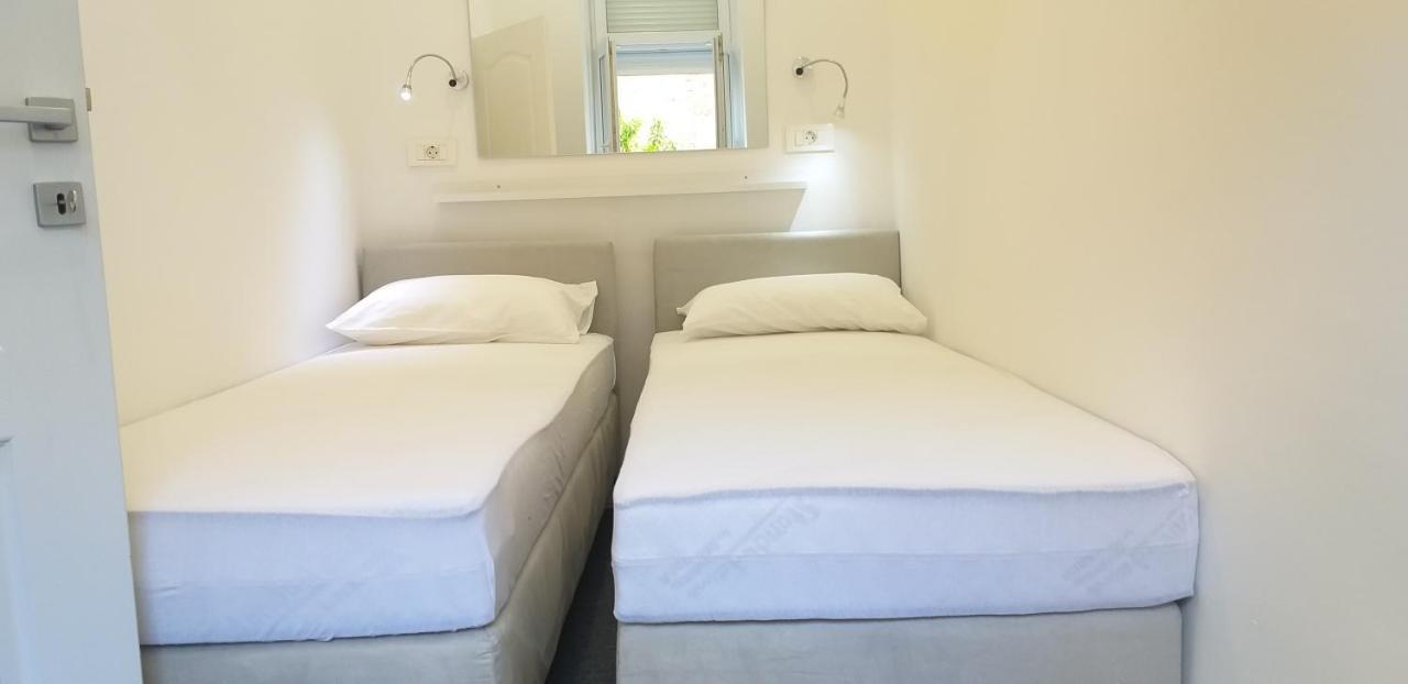 Luxurios And Historic Apartment "Shine" - Right On The Main Square 자그레브 외부 사진
