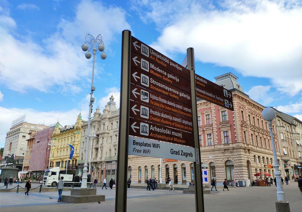 Luxurios And Historic Apartment "Shine" - Right On The Main Square 자그레브 외부 사진